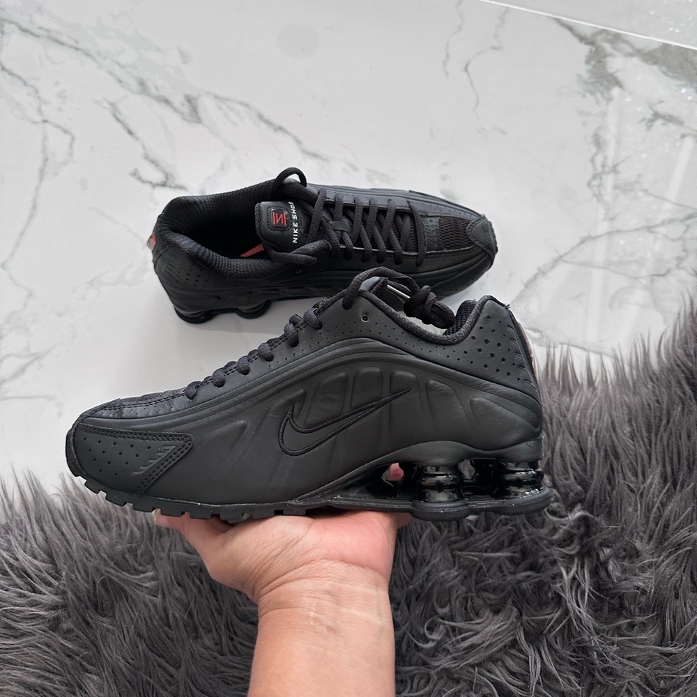Nike Shox R4 - Picture 6 of 13